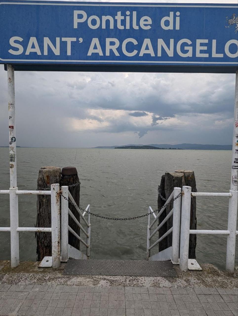 Chalet Sul Trasimeno Сант'Арканджело Экстерьер фото